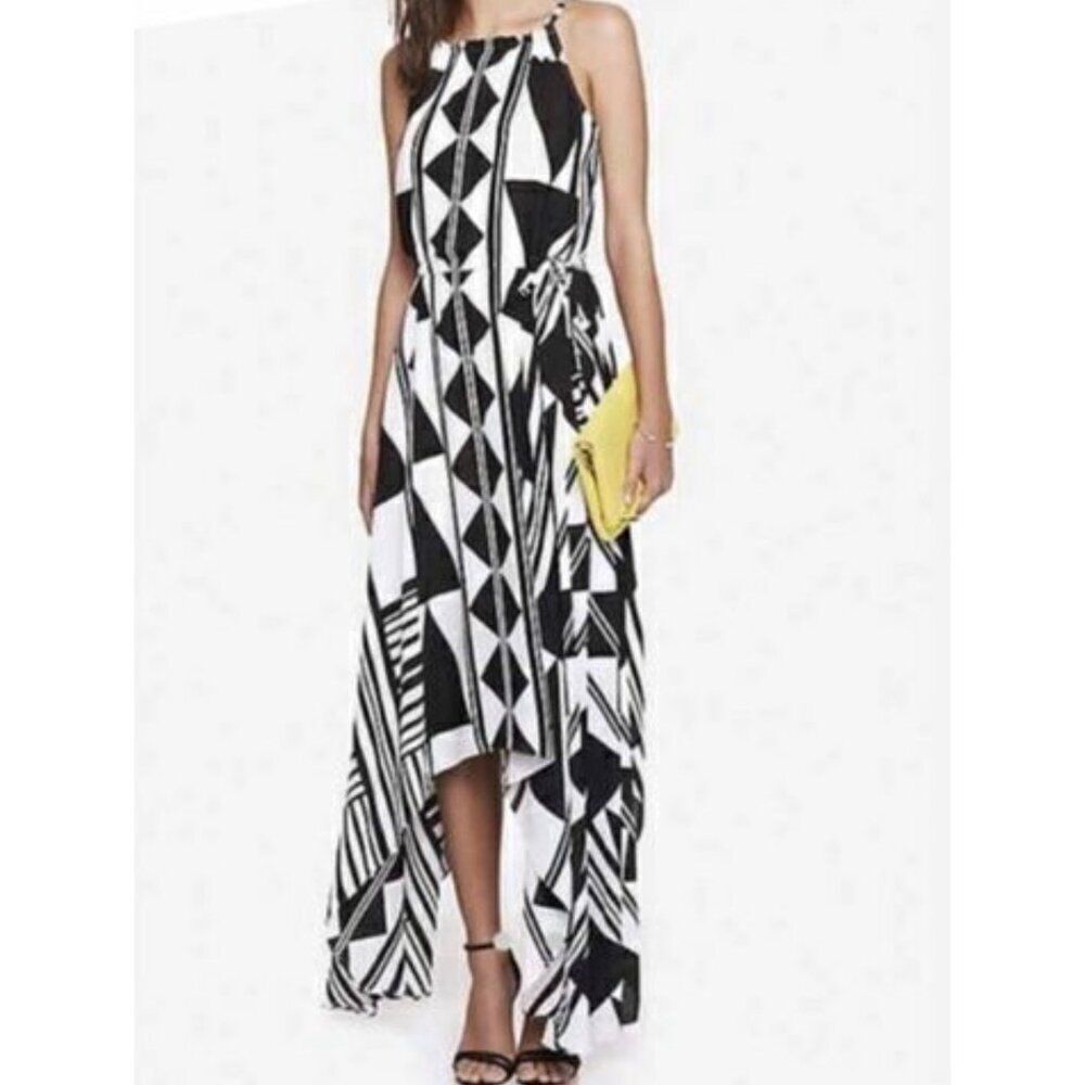 Express Women Black & White Geometric Print Handkerchief Hem Dress Size S NWT